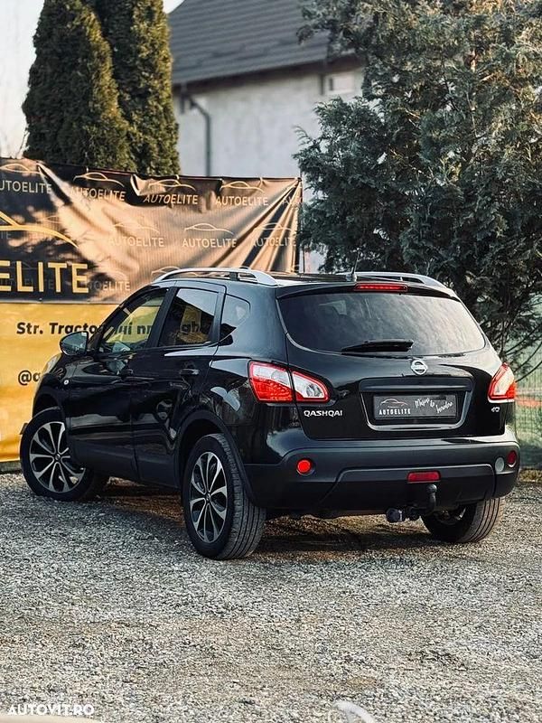 Second-hand Nissan Qashqai Tekna 150 CP (110 kW) 2012 Culoarenegru SUV