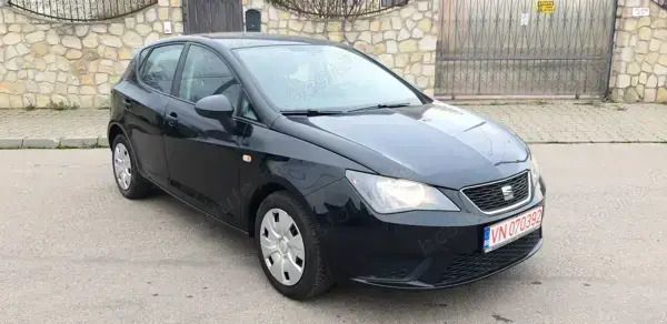Negru Utilizat 2014 Seat Ibiza Hatchback | 4.000 EUR (Preț bun) - Imagine 1/4