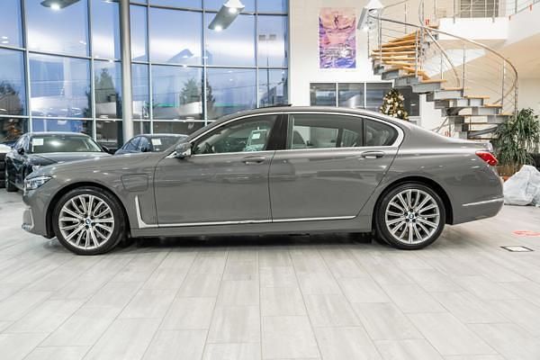 Second-hand BMW 745L 394 CP (289 kW) 2019 Gri Berlinǎ
