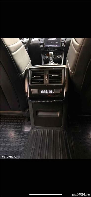 Second-hand Skoda Superb 150 CP (110 kW) 2017 Gri Break