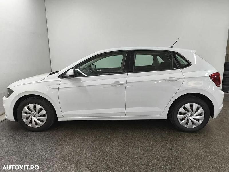 Second-hand VW Polo Comfortline 95 CP (69 kW) 2021 Culoarealb Hatchback