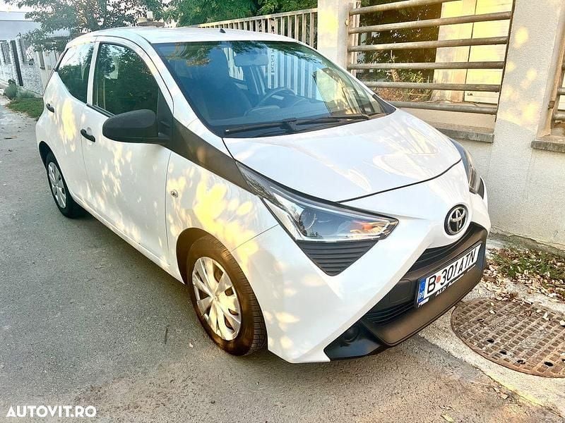 Culoarealb Utilizat 2018 Toyota Aygo Hatchback | 5.850 EUR (Preț OK) - Imagine 1/4