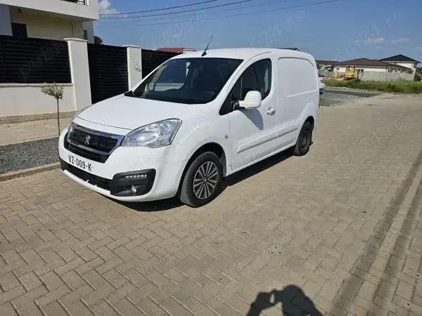 Utilizat 2016 Peugeot Partner Monovolum | 4.490 EUR - Imagine 1/4