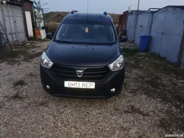Negru Utilizat 2017 Dacia Dokker Van | 7.250 EUR (Preț OK) - Imagine 1/4