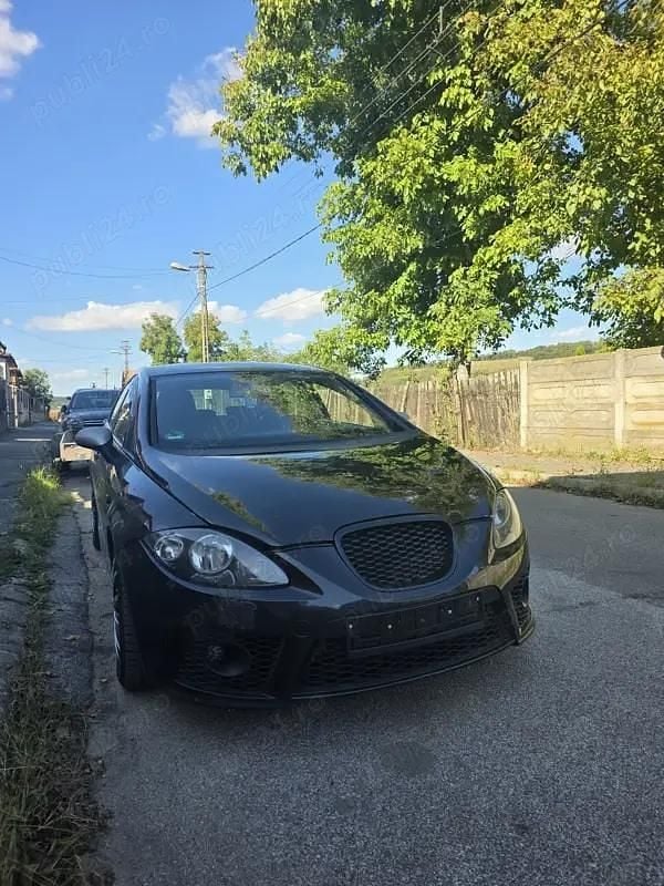 Utilizat 2007 Seat Leon FR Hatchback | 2.000 EUR (Super Preț) - Imagine 1/4