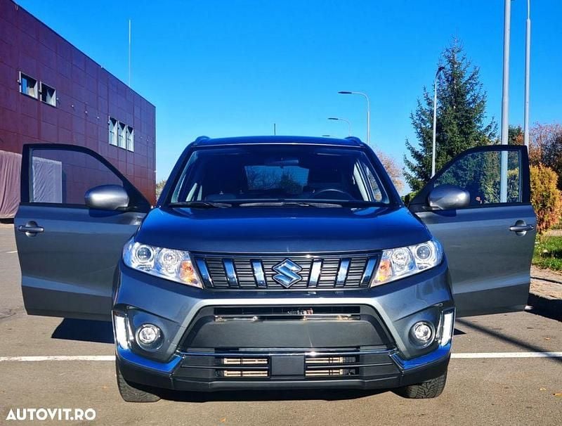 Culoaregri Utilizat 2019 Suzuki Vitara SUV | 15.500 EUR (Preț OK) - Imagine 1/4