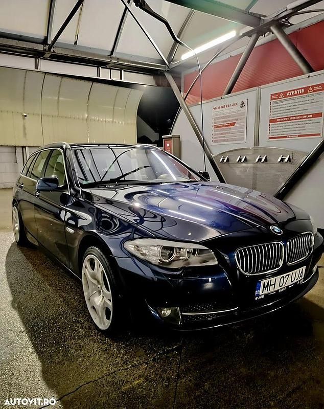 Culoarealbastru Utilizat 2010 BMW 520 Performance Break | 6.700 EUR (Preț OK) - Imagine 1/4