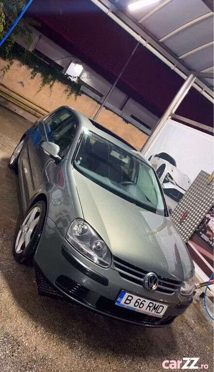 Utilizat 2004 VW Golf V Hatchback | 2.550 EUR (Puțin scump) - Imagine 1/4