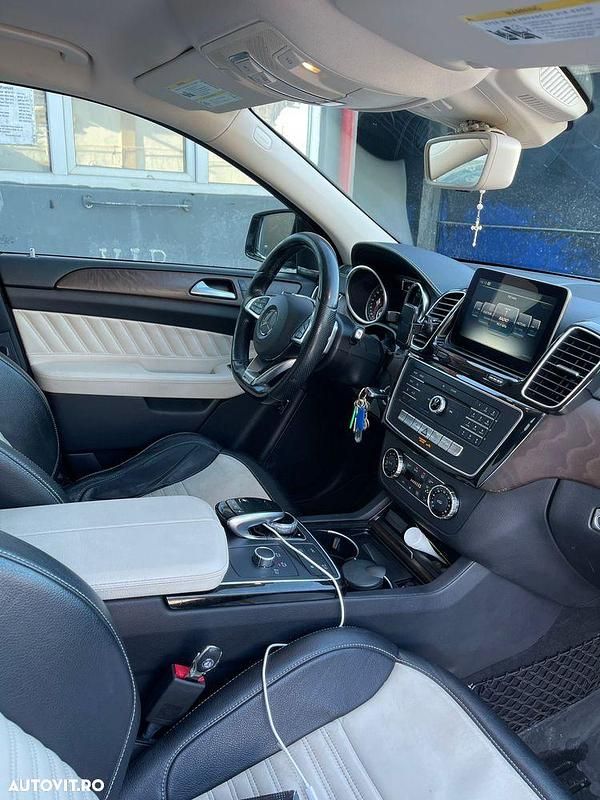 Second-hand Mercedes GLE350 AMG line 258 CP (189 kW) 2016 Culoarenegru Coupe