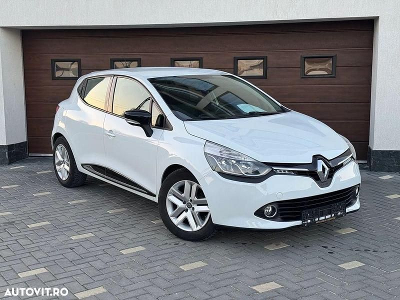 Culoarealb Second-hand 2014 Renault Clio IV Dynamique Hatchback | 6.799 EUR (Puțin scump) - Imagine 1/4