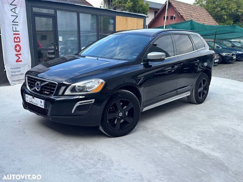 Negru Utilizat 2012 Volvo XC60 SUV | 10.200 EUR (Preț OK) - Imagine 1/4