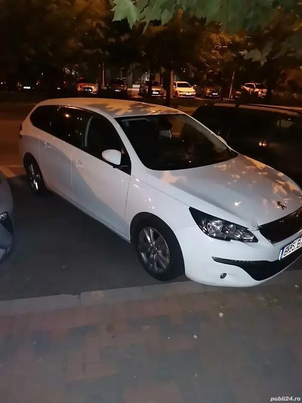 Utilizat 2017 Peugeot 308 | 4.500 EUR (Super Preț) - Imagine 1/4