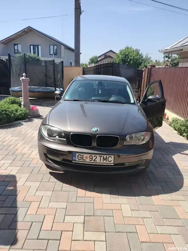 Utilizat 2009 BMW 118 Hatchback | 3.100 EUR (Preț OK) - Imagine 1/4