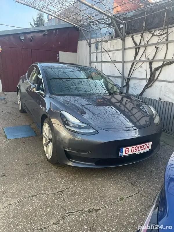 Second-hand Tesla Model 3 330 kW (450 CP) 2020 Berlinǎ