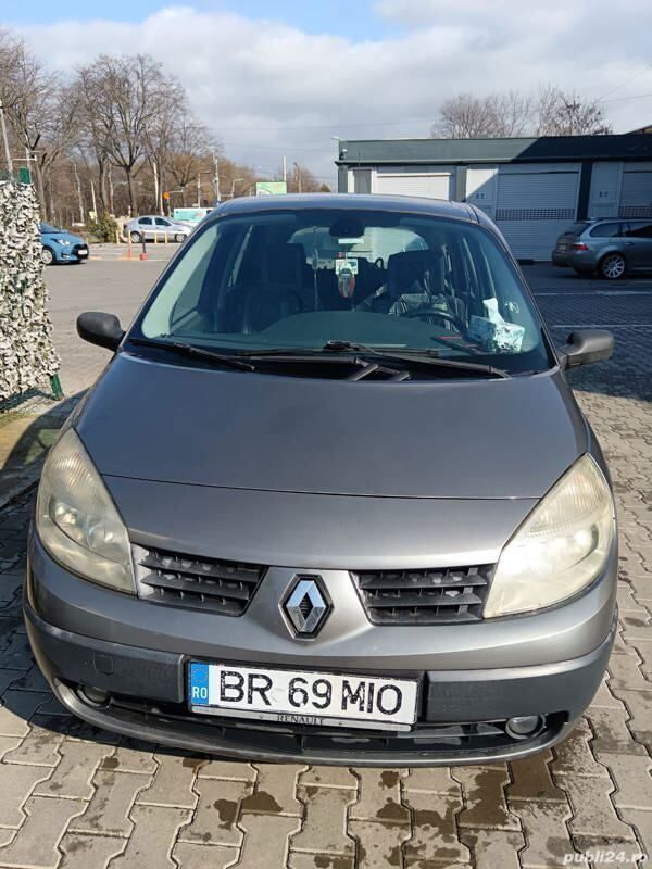 Utilizat 2005 Renault Grand Scénic II Monovolum | 1.300 EUR - Imagine 1/4