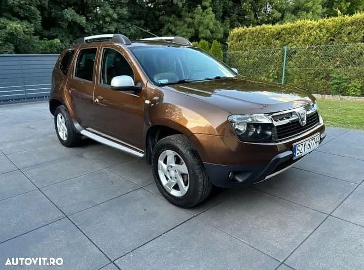 Culoaremaro Utilizat 2010 Dacia Duster Prestige SUV | 6.550 EUR (Preț OK) - Imagine 1/4