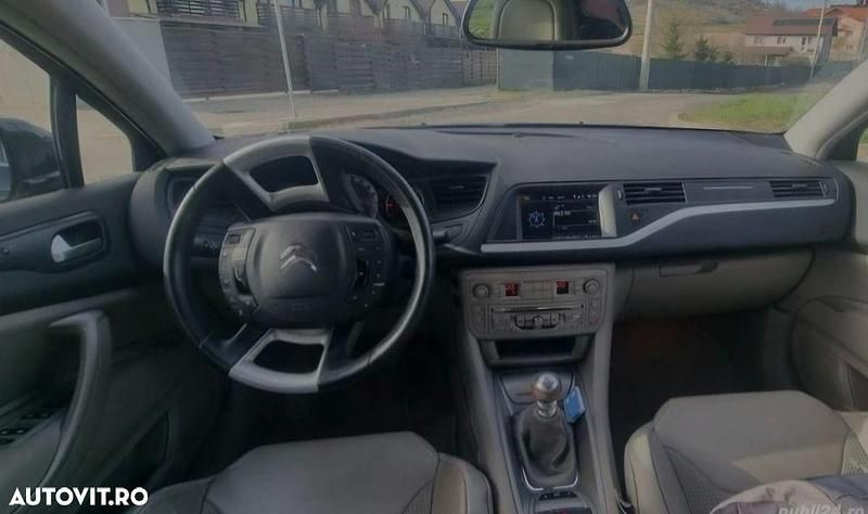 Second-hand Citroën C5 Exclusive 140 CP (102 kW) 2012 Culoarenegru Berlinǎ