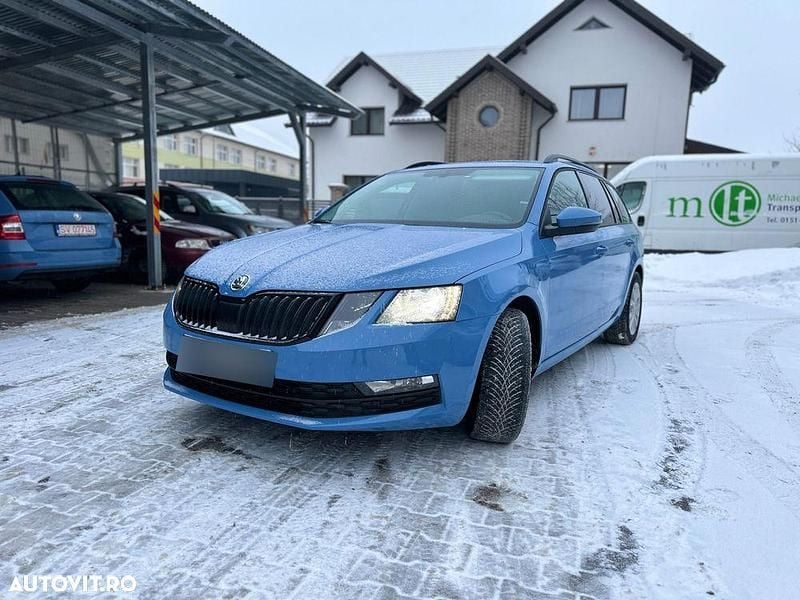 Culoarealbastru Utilizat 2019 Skoda Octavia Style Break | 12.500 EUR (Super Preț) - Imagine 1/4