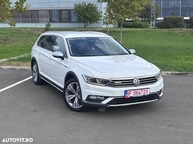 Culoarealb Utilizat 2018 VW Passat Alltrack Break | 19.000 EUR (Preț OK) - Imagine 1/4