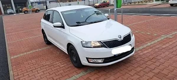 Second-hand Skoda Rapid 110 CP (80 kW) 2015 Alb Hatchback