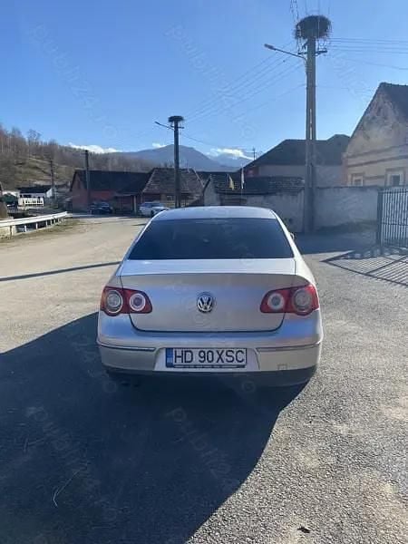 Second-hand VW Passat 105 CP (77 kW) 2006 Berlinǎ