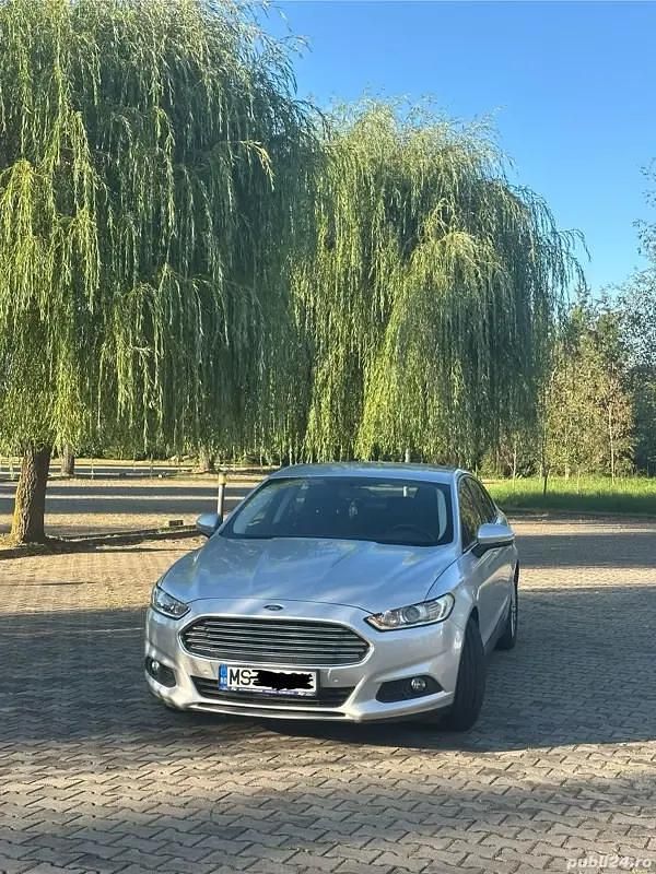 Gri Utilizat 2016 Ford Mondeo Hatchback | 7.100 EUR (Super Preț) - Imagine 1/4