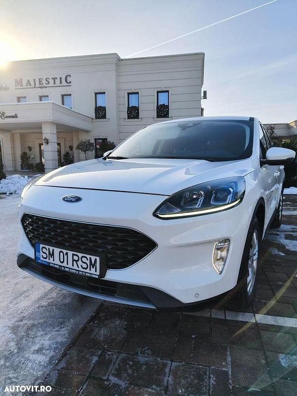 Culoarealb Second-hand 2021 Ford Kuga Cool & Connect SUV | 13.500 EUR (Super Preț) - Imagine 1/4