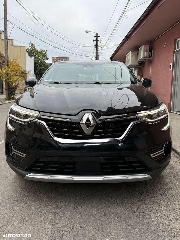 Culoarenegru Utilizat 2021 Renault Arkana SUV | 20.000 EUR (Preț OK) - Imagine 1/4
