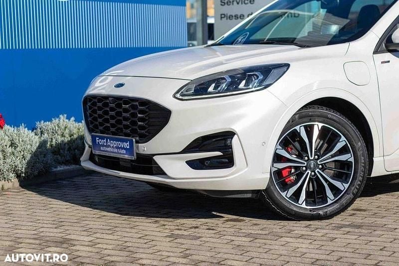 Second-hand Ford Kuga ST-Line X 225 CP (165 kW) 2020 Culoarealb SUV