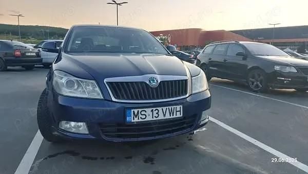 Utilizat 2013 Skoda Octavia Berlinǎ | 3.200 EUR (Super Preț) - Imagine 1/4