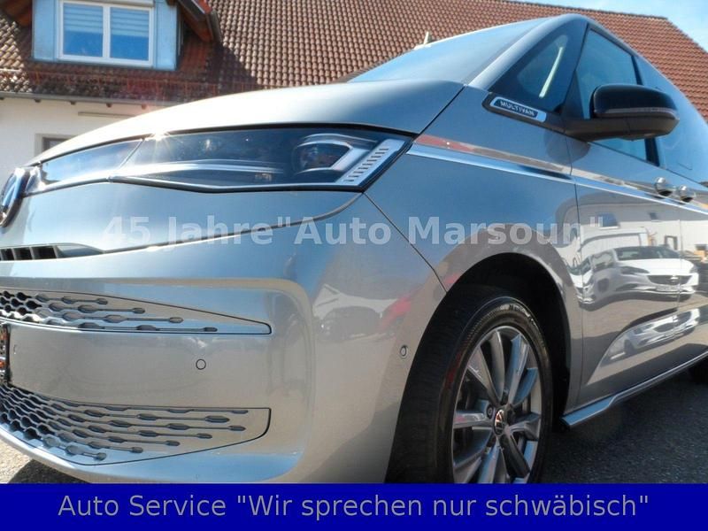 Second-hand VW T7 Style 150 CP (110 kW) 2023 Van