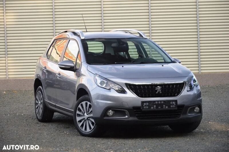 Gri Utilizat 2017 Peugeot 2008 SUV | 9.290 EUR (Preț bun) - Imagine 1/4