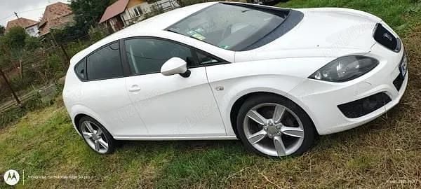 Utilizat 2011 Seat Leon | 3.600 EUR (Preț bun) - Imagine 1/4