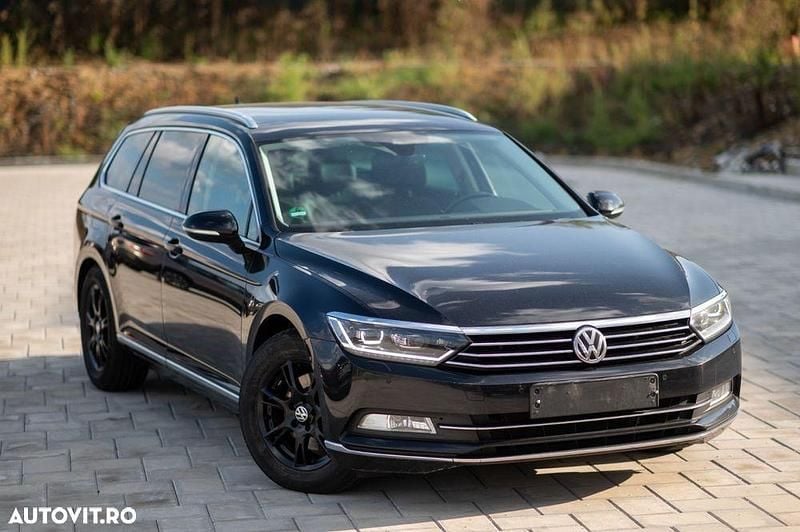 Culoarenegru Utilizat 2017 VW Passat Comfortline Break | 11.290 EUR (Preț OK) - Imagine 1/4
