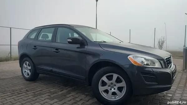 Gri Utilizat 2012 Volvo XC60 Momentum SUV | 8.999 EUR (Preț OK) - Imagine 1/4