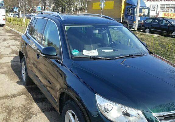 Second-hand VW Tiguan 140 CP (102 kW) 2010 Verde SUV