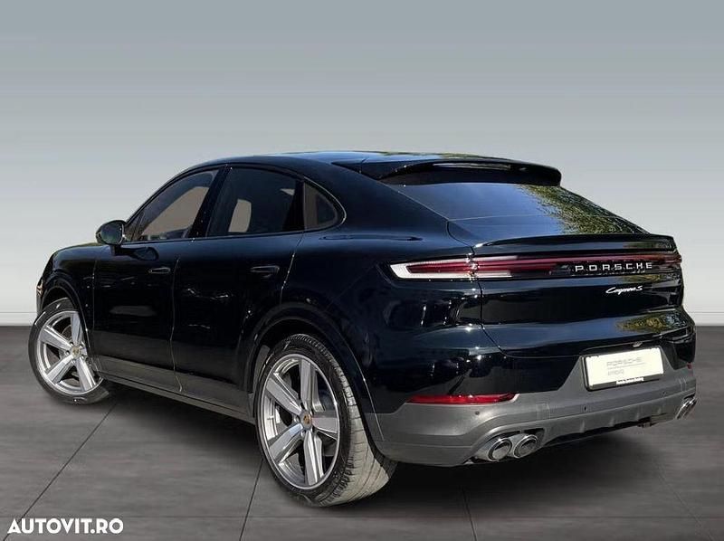 Second-hand Porsche Cayenne Coupe 475 CP (349 kW) 2023 Culoarenegru Coupe