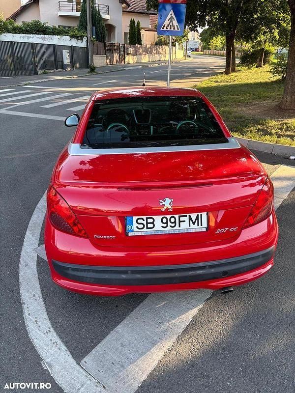 Culoarerosu Utilizat 2007 Peugeot 207 CC Cabrio | 3.500 EUR (Preț OK) - Imagine 1/4