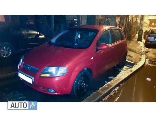 Second-hand Chevrolet Aveo 94 CP (69 kW) 2007 Rosu metalizat Hatchback