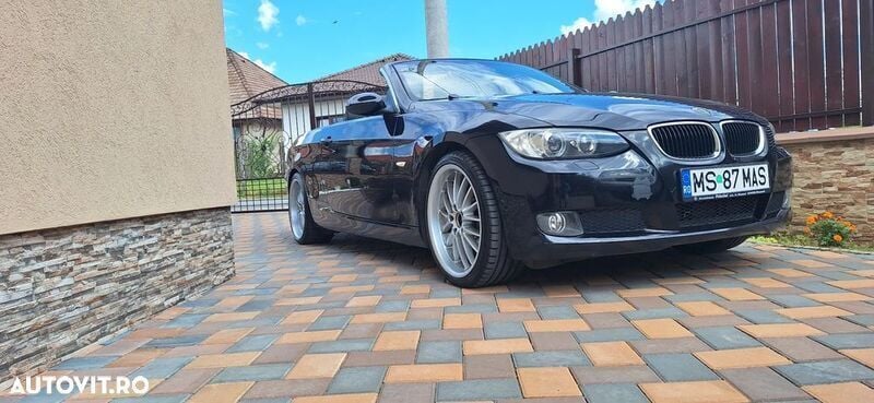Negru Utilizat 2009 BMW 320 Cabriolet Cabrio | 8.500 EUR - Imagine 1/4