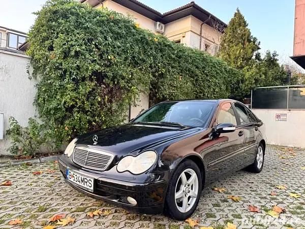 Utilizat 2005 Mercedes C220 Berlinǎ | 2.600 EUR (Preț OK) - Imagine 1/4