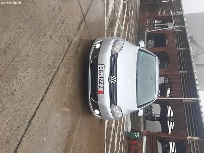 Second-hand VW Golf VII 122 CP (89 kW) 2014 Berlinǎ