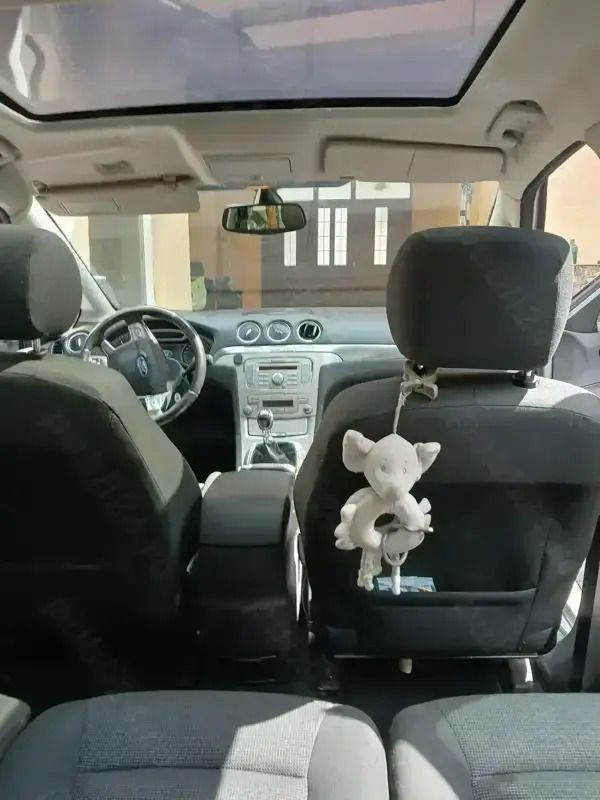 Utilizat 2008 Ford S-MAX S Monovolum | 3.850 EUR - Imagine 1/4