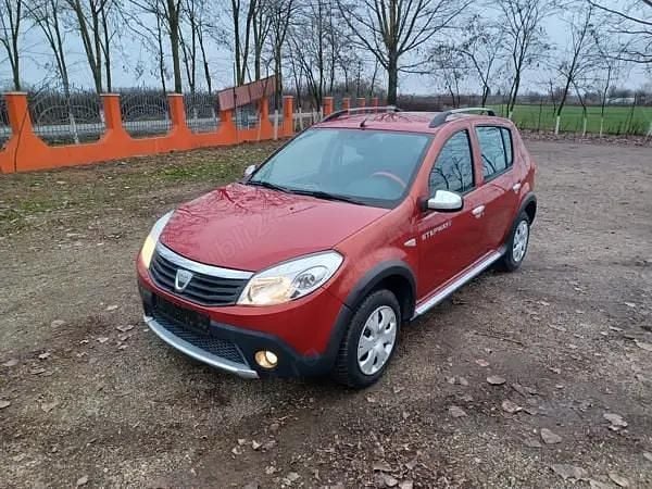 Visiniu Utilizat 2011 Dacia Sandero Stepway Hatchback | 3.350 EUR (Preț OK) - Imagine 1/4