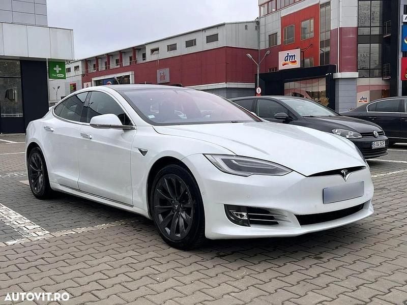 Culoarealb Utilizat 2020 Tesla Model S Hatchback | 36.900 EUR - Imagine 1/4
