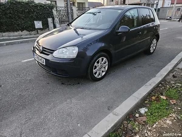 Albastru Utilizat 2005 VW Golf V Hatchback | 2.150 EUR (Preț bun) - Imagine 1/4