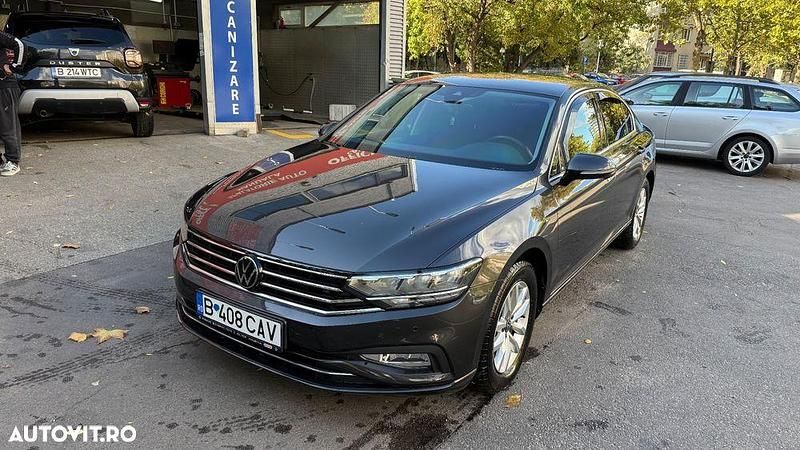 Culoaregri Utilizat 2022 VW Passat Comfortline Berlinǎ | 27.400 EUR (Scump) - Imagine 1/4
