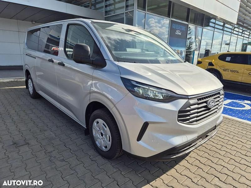 Nouă Ford Transit Custom 110 CP (80 kW) 2025 Culoareargint Monovolum