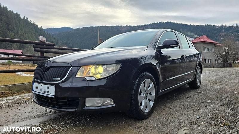 Culoarenegru Second-hand 2010 Skoda Superb Ambition Berlinǎ | 4.200 EUR (Preț OK) - Imagine 1/4