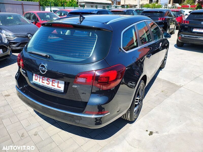 Second-hand Opel Astra Exklusiv 136 CP (100 kW) 2015 Negru Break